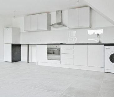 2 bedroom detached house to rent - Photo 4