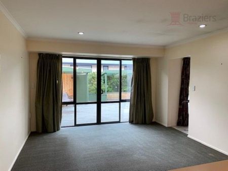 54 Broomfield Terrace, Burwood - Photo 5
