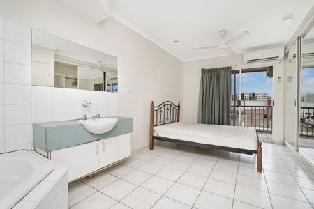 72/21 Cavenagh Street, Darwin City, NT 0800 - Photo 5