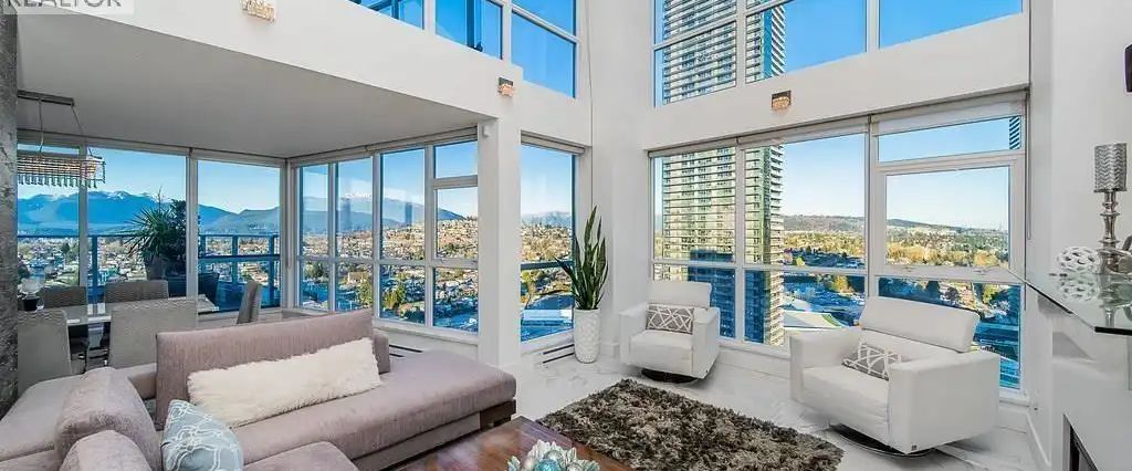 280X 4400 BUCHANAN STREET — 3 Bedroom - Photo 1