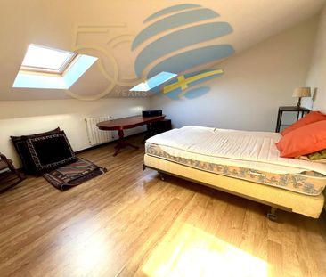 Acolhedor apartamento duplex com amplo terraço, em bairro tranquilo. - Photo 4