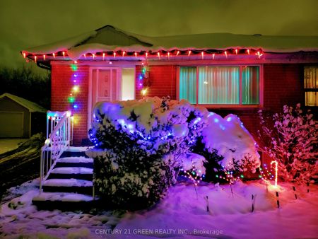 40 Sanford Crescent #Upper - Photo 3