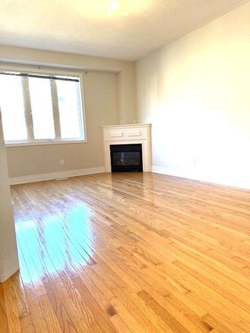 For Lease - 1063 Warby Trail, Newmarket, Ontario - Photo 2