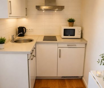 Zařízené studio k pronájmu s balkonem k pronájmu – Praha 10, Vršovice - Photo 4