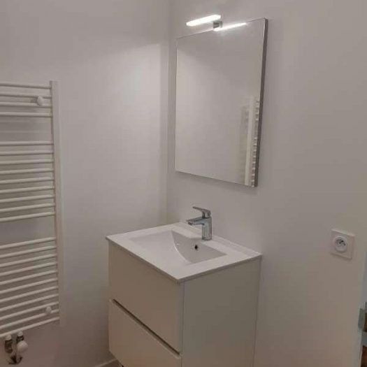 T2 Moirans - Photo 1