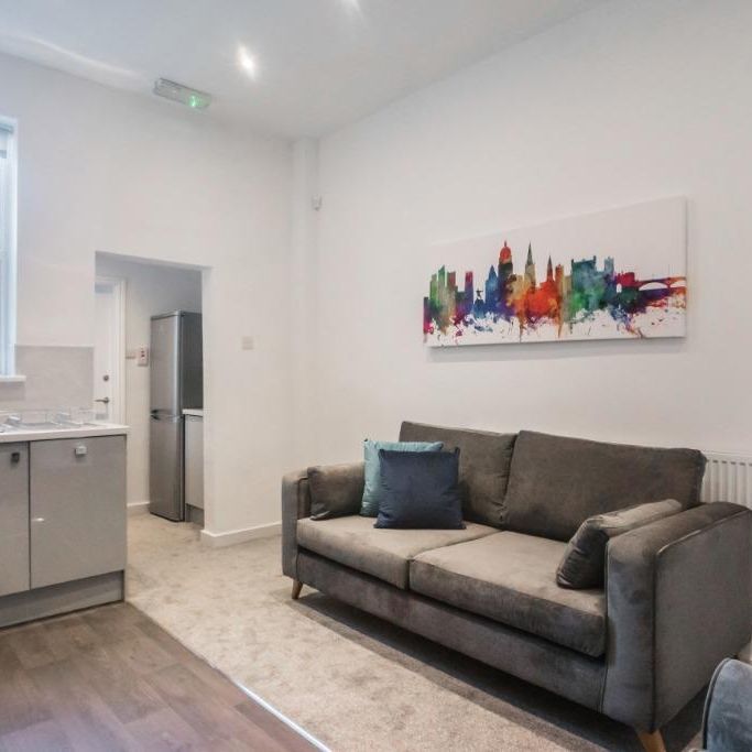 2 bedroom terraced house to rent - Photo 1