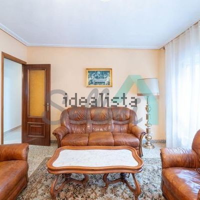 Alquiler de piso en Calle San Melchor García Sampedro - Photo 1