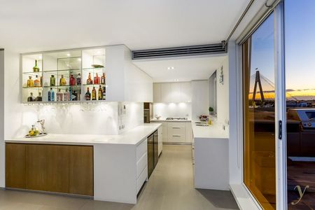 Reflections Refinery Drive | Sublime Penthouse - Photo 5