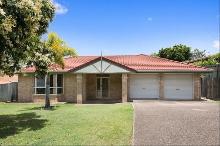 7 Piccadilly Place, Carindale. - Photo 3