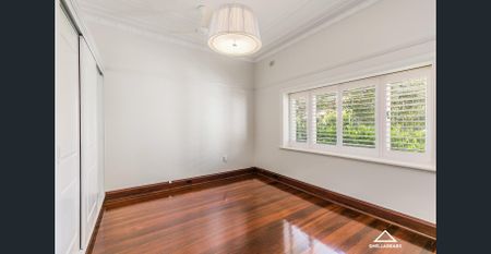 FULLY FURNISHED CHARACTER HOME - Photo 2