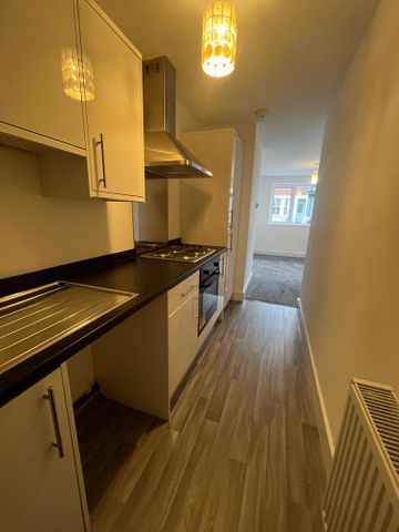 1 bedroom flat to rent - Photo 4