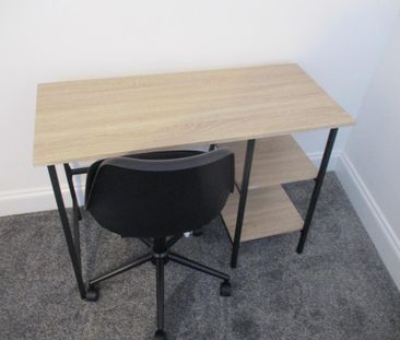 2 bedroom flat to rent - Photo 5