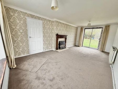 2 bedroom semi-detached house to rent - Photo 5
