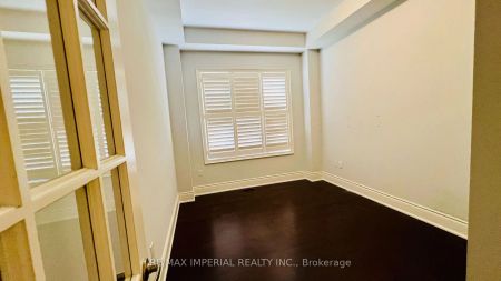 Detached Home For Lease | W9235867 - Photo 2