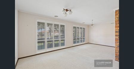 Spacious family home in a quiet West End location - Photo 4