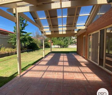 QUALITY FAMILY HOME! - Photo 4