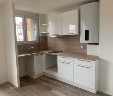 Location Appartement 2 pièces 46 m2 à Perpignan - Photo 2