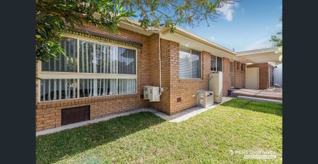 Cozy Lifestyle Gem Close to Amenities - Photo 5