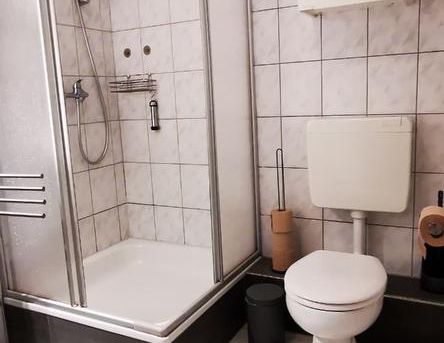 Sonnige 2-Zimmer-Wohnung mit Balkon + Stellplatz in ruhiger Lage - Foto 1