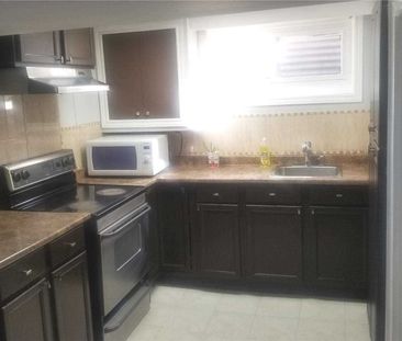 For Lease - 18 Stoney Creek Drive Unit# Lower, Toronto, Ontario - Photo 4