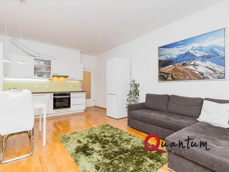 Pronájem bytu 2+kk 53 m2 - Fotografie 2