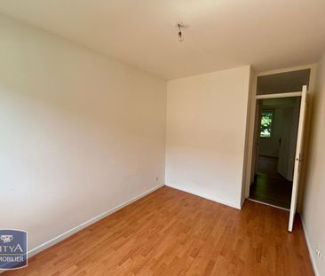 Location Appartement 3 pièces 59m² HELLEMMES LILLE 59260 - Photo 2