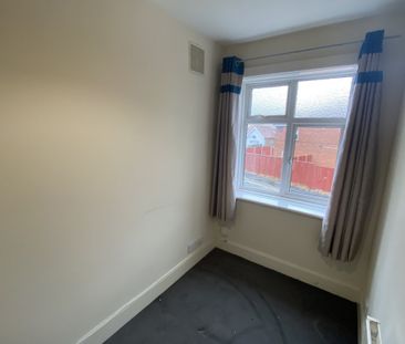 Rayners Gardens - Photo 6