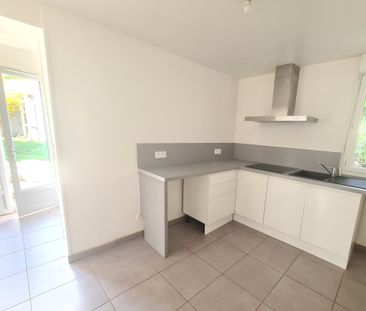 Appartement 2 Pièces + 2 parkings extérieurs - Photo 5