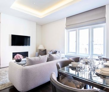 2 Bedroom Apartment, Green Street, Mayfair, W1K - Photo 2