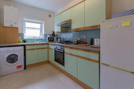 George Court, Roath, CF24 - Photo 2