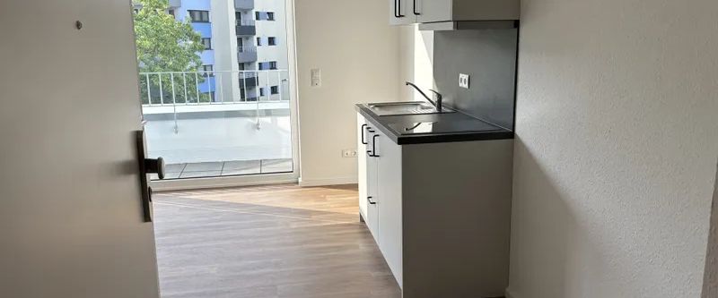 Hochwertiges Studentenapartment mit Pantryküche & Dachterrasse - Photo 1