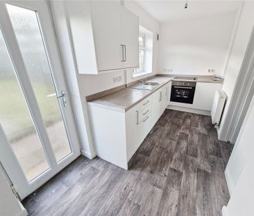 2 bedroom terraced house to rent - Photo 3