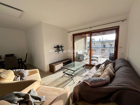 Location Appartement 3 pièces 82m² - Photo 5