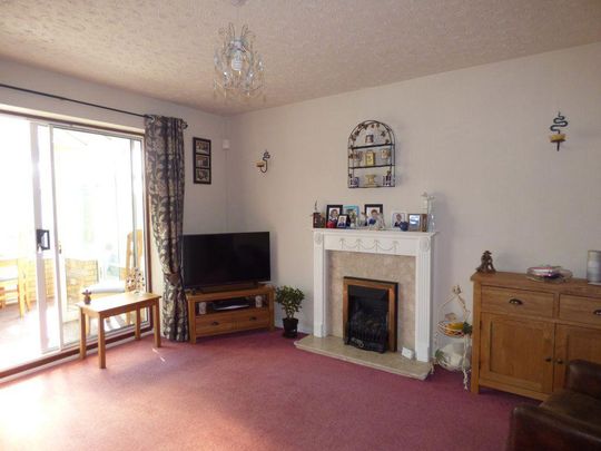 2 bedroom semi-detached house to rent - Photo 1