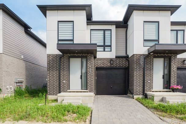 For Lease - 175 Doan Drive Unit# 139, Middlesex Centre, Ontario - Photo 1