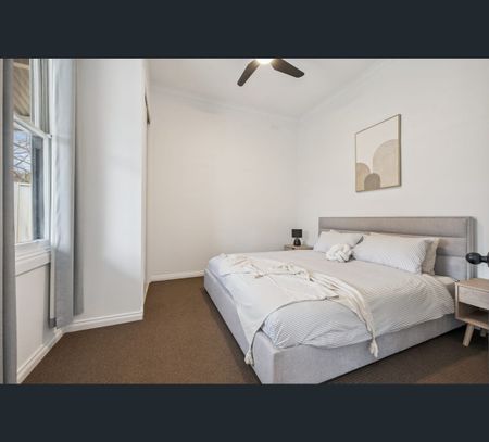 18 Russell Street, Quarry Hill, Vic 3550 - Photo 5