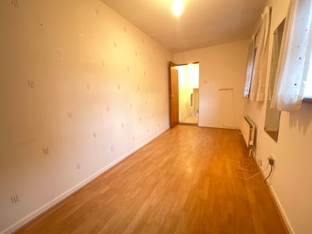 93 Kilburn Street, Belfast , BT12 6JT - Photo 4