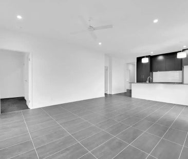 28 Lilium Street, Ripley QLD 4306 - Photo 4
