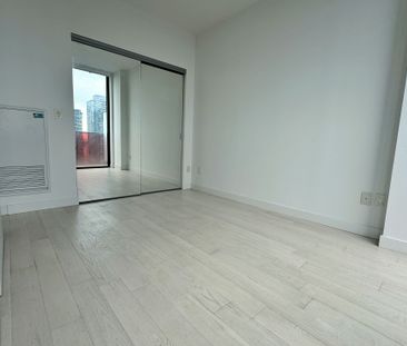 For Lease - 215 Queen Street Unit# 2502, Toronto, Ontario - Photo 6