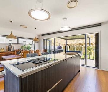 Modern Family Home - Photo 1