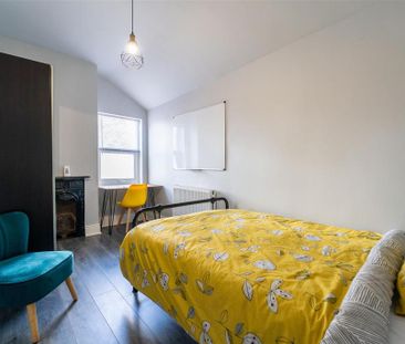 5 bedroom house to rent - Photo 1