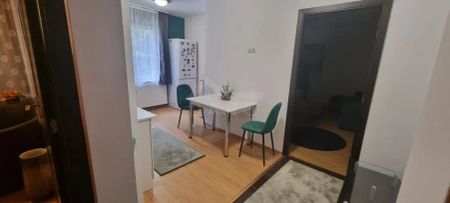 Ofer spre inchiriere apartament cu 2 camere - Fotografie 5