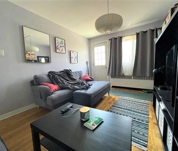 4 ½ Chauffé *Rénové*Parking*Métro - Photo 1