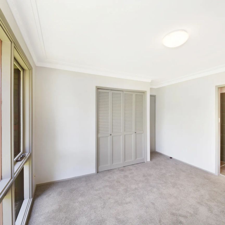 17 Devere Avenue, Belrose. - Photo 1