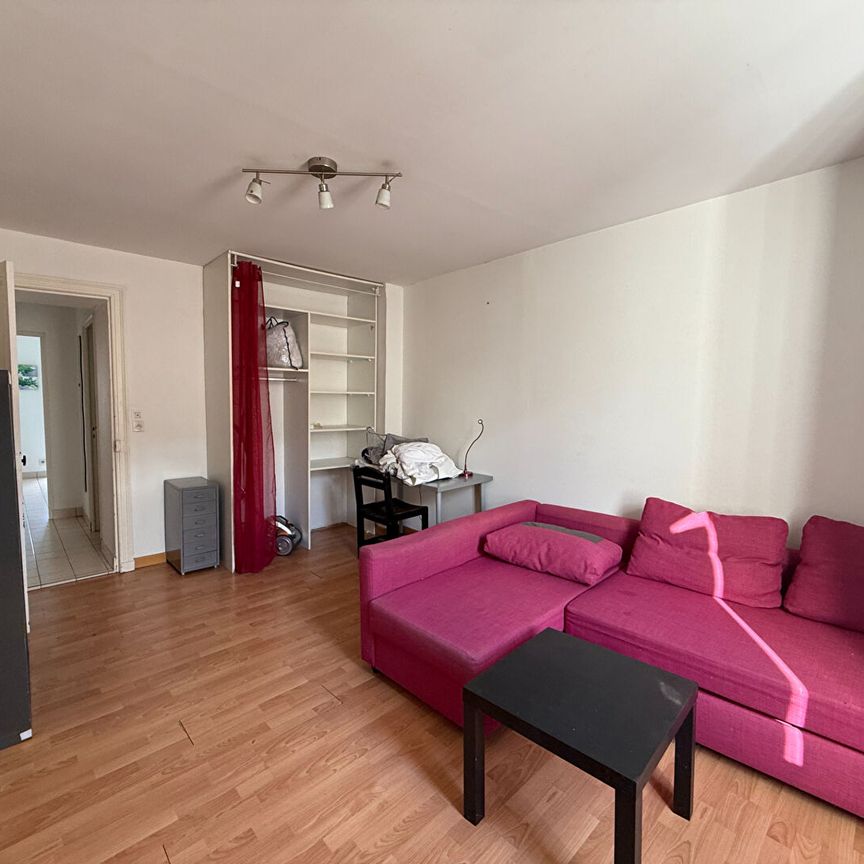 Location Appartement 1 pièce 31m² - Photo 1