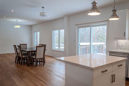 For Lease - 7171 Lionshead Avenue Unit# Main Level, Niagara Falls, Ontario - Photo 4