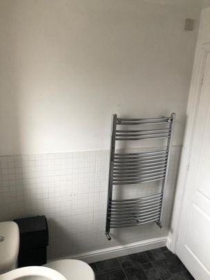 2 bedroom detached house to rent - Photo 1