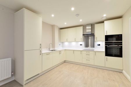 Croft Road, Godalming - 2 bedrooms Property for lettings - Seymours - Photo 5