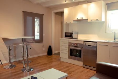 Carrer de la Junta de Comerç, Barcelona, Catalonia 08001 - Photo 3