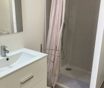 Location Appartement 2 pièces 37m² GRASSE 06130 - Photo 2